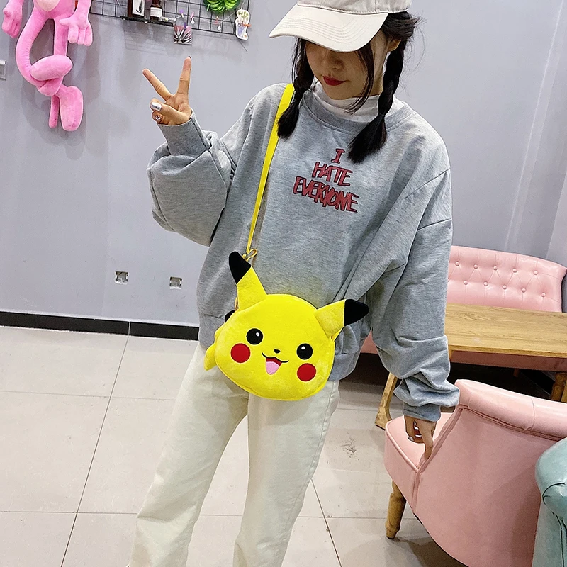 

Pokemon Pikachu Soft Plug Bag Nice Toys Girls Poison Cartoon Pikachu Knuffel Messenger Bag Soft Plug Bag Nice Toys Girls Poison