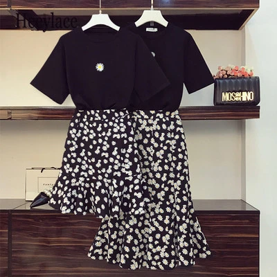 Женский комплект из двух предметов хлопковая Футболка с цветочной вышивкой