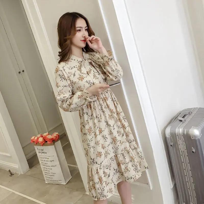 

Autumn Women Dress For Female Long Sleeve Chiffon Shirt Dress Midi Winter Dress White Bow Floral dress women christmas dress