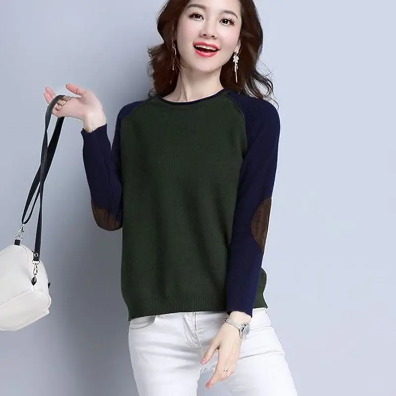 Свободный свитер с капюшоном женский осенний и зимний из кашемира сочетающимися