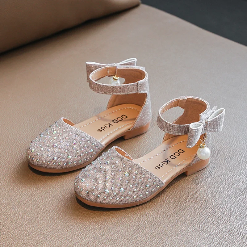 

Girls Half Sandals Ankle Strap Rhinestone Bowtie Children Shoes 2021 Summer Princess Glitter Kids Dress Shoes for Wedding Party