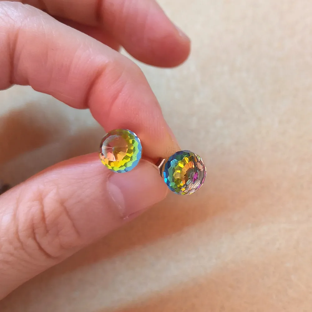 

316 Stainless Steel Needles Stud Earrings With Crystal Change colors Balls No Fade Allergy Free