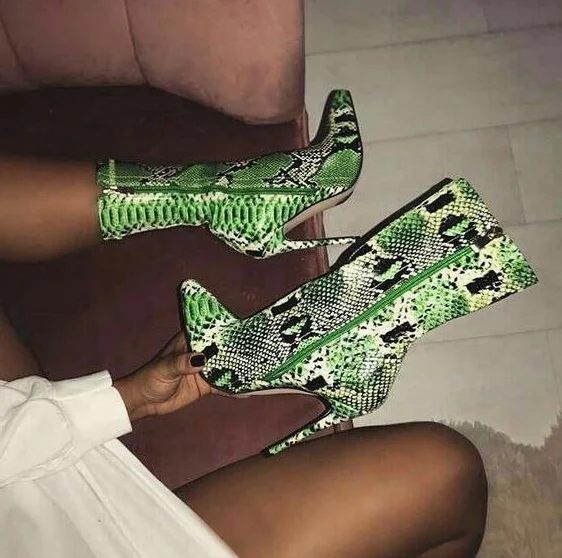 

Sexy Green Python Leather Ankle Boots Pointed Toe Fashion Zipper Winter Runway Boot Shoes Women Snake Print Leather Ridding Boot