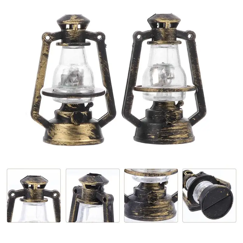 

2Pcs Doll House Kerosene Lamps Miniature Lantern Models Retro Photo Props