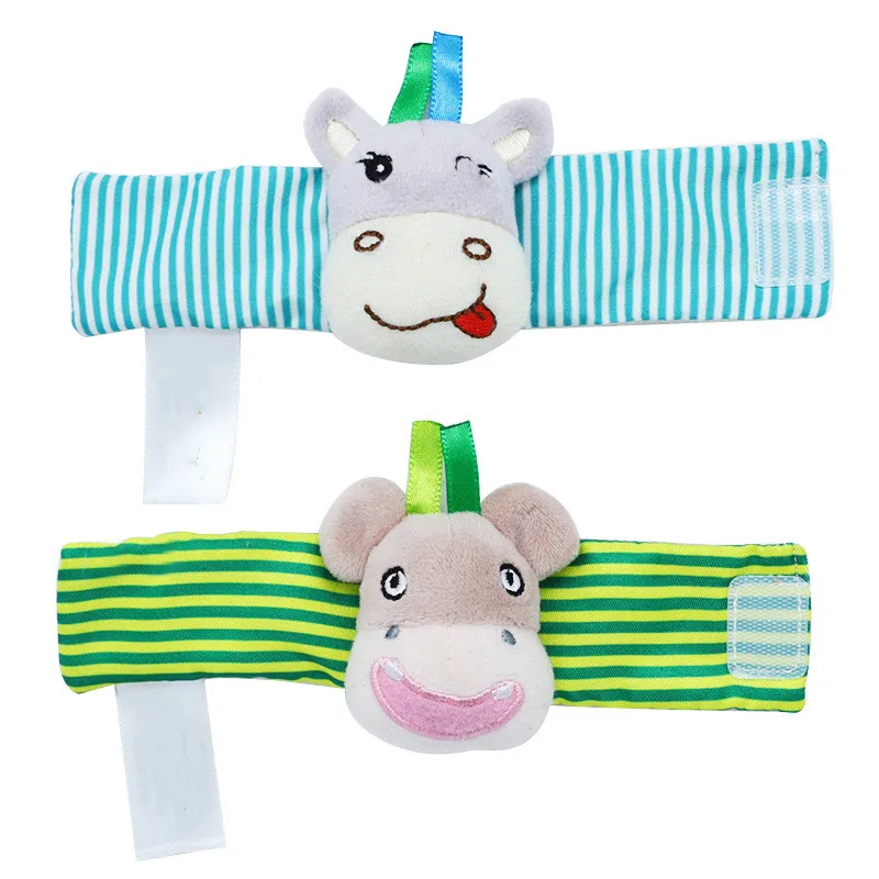 1pc Cartoon Animal Socks Infant Rattles Toys Random Color Baby Kids Socks Plush Rattle Wrist Toys Infant Newborn Soft Toys