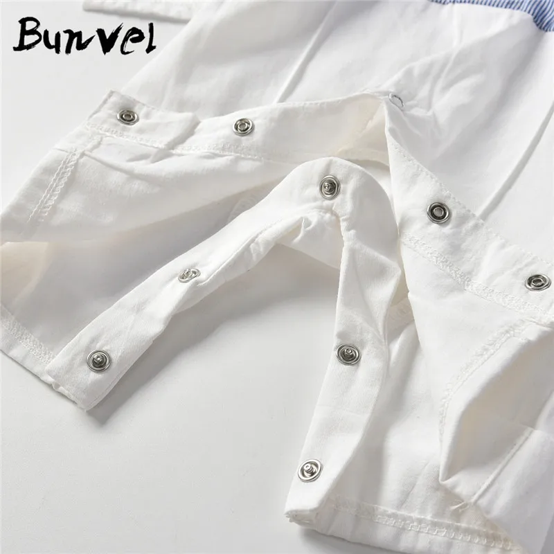 Комбинезоны для мальчиков в полоску с принтом на лето |