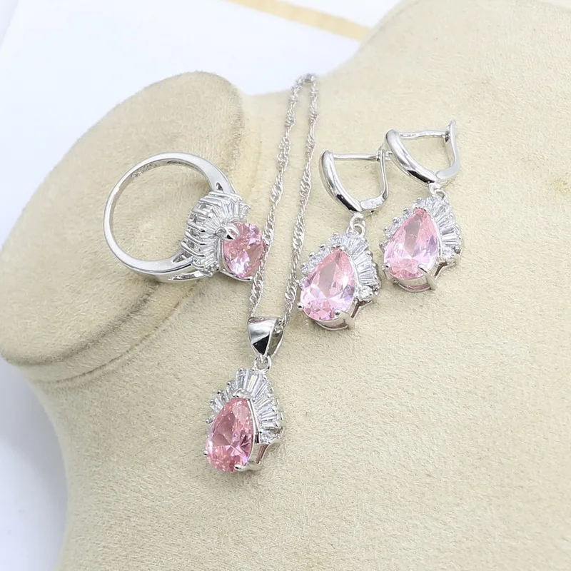 Комплект из колье серёг кольца и браслета серебристого цвета | Украшения