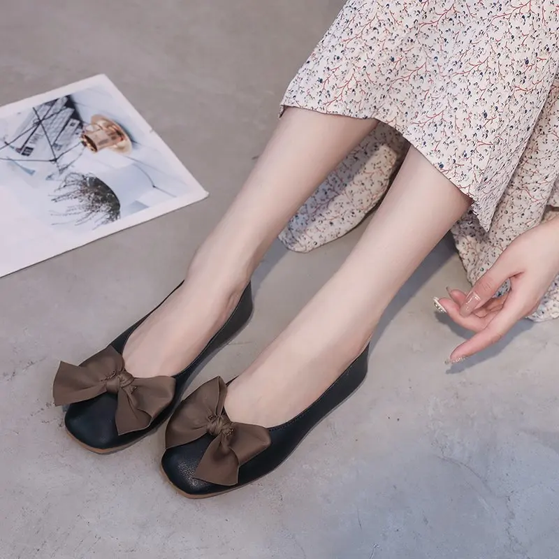 

Spring Women Flat Shoes Bow-knot Leather Casual Loafers Female Fashion Slip on Moccasins Shallow Shoes Comfort Ladies Footwear