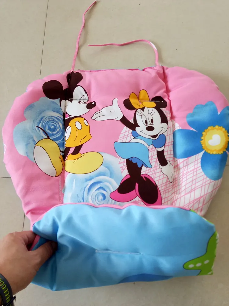 Рисунок 4 - Мультяшный коврик с Микки