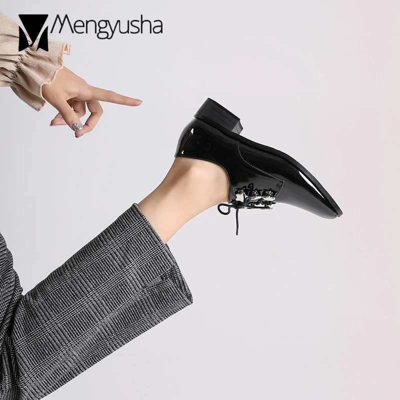 Женская обувь из лакированной кожи коллекция 2019 года сезон осень зима новые