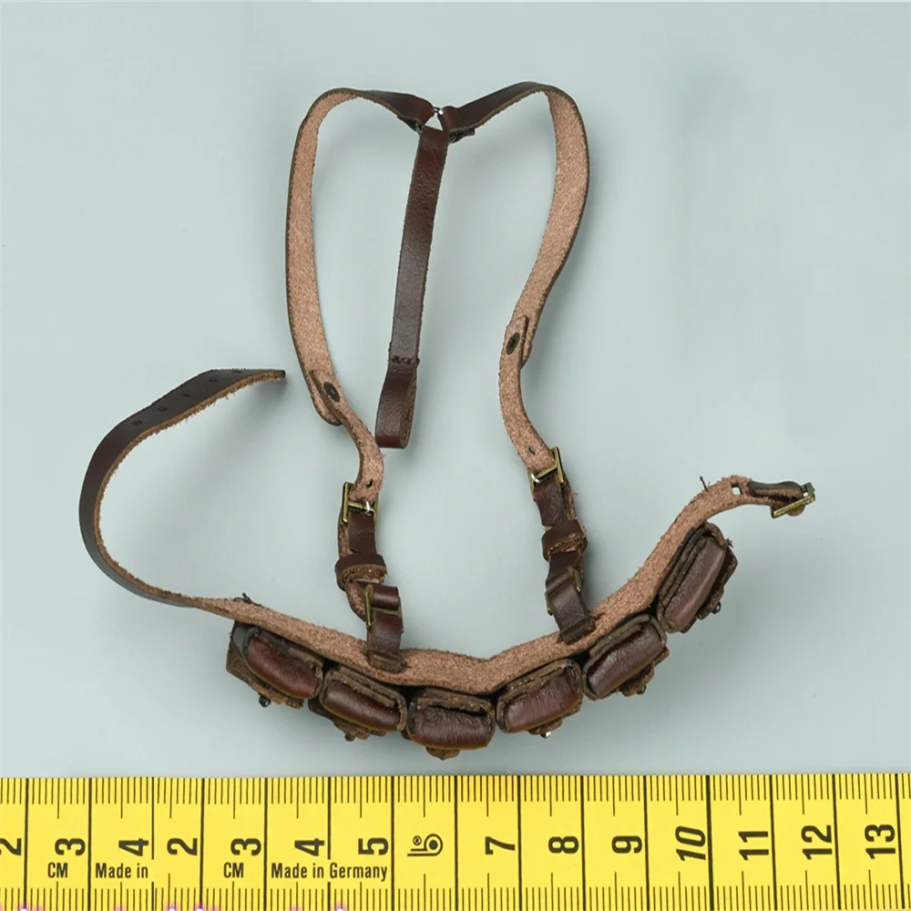 

New Toy1/6 Scale QOM-1022 Military 171 Division In 1938 Leather Five-pack Chest Hanging Vest Model For Body Doll Scene Component