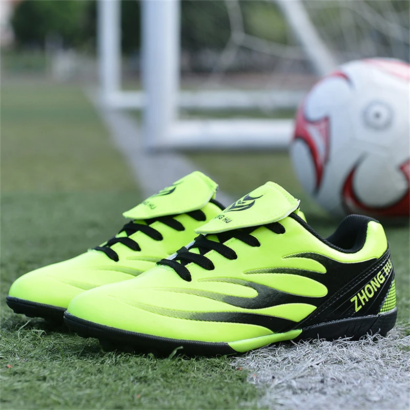 

New Men Women Leather Soccer Shoes FG/TF Athletic Men Football Shoes Comfort Breathable Cleats Training Sneakers Man Big Size 46