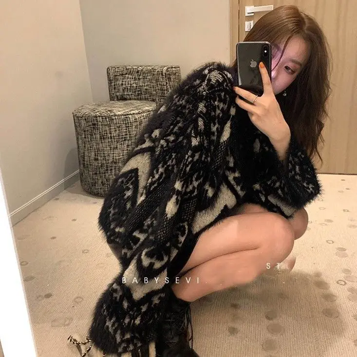 

Women 2021 Autumn Winter Fashion Loose Sweater Tops Female O-neck Knitting Tops Ladies New Long Sleeves Warm Pullovers Y336