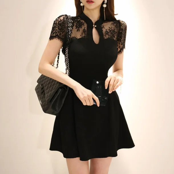 Женское винтажное кружевное платье составного кроя ТРАПЕЦИЕВИДНОЕ праздничное