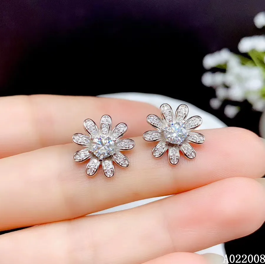 KJJEAXCMY Fine jewelry 925 sterling silver inlaid Mosang diamond female earrings popular girl daisy ear stud Support detection
