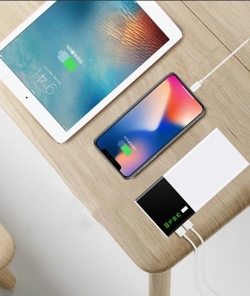 Портативное зарядное устройство 20000 мАч цифровое ультратонкое два USB-порта