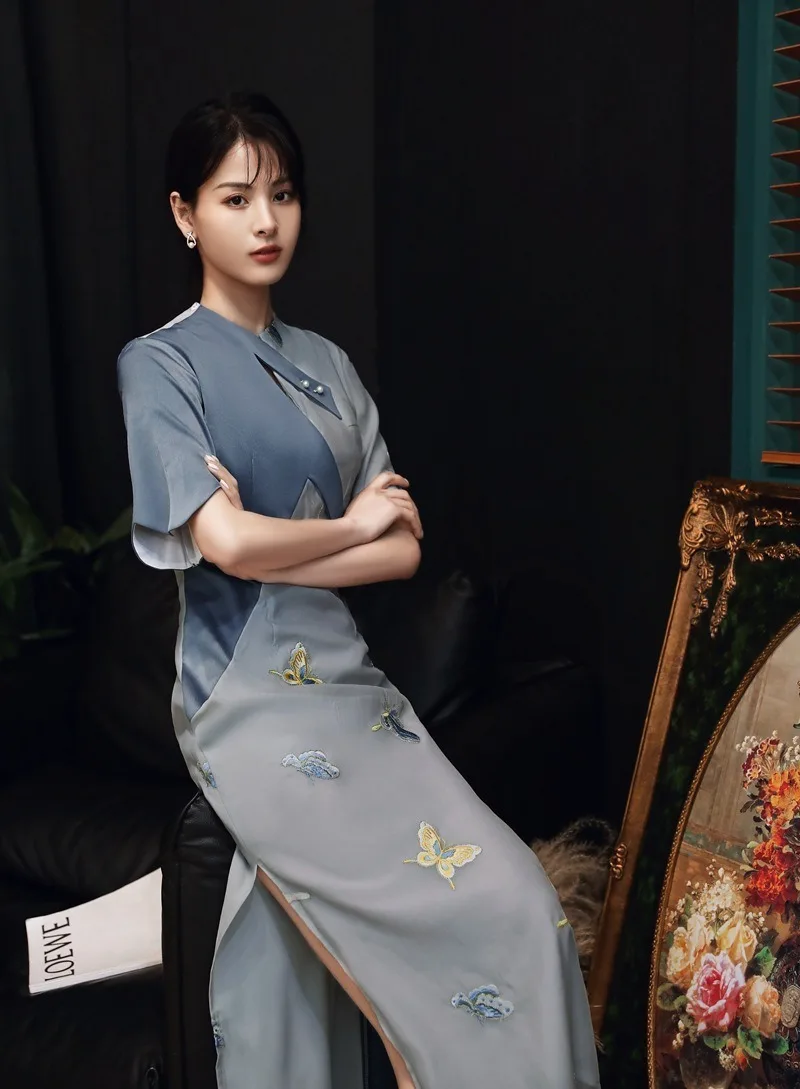 

autumn and winter cheongsam new stitching embroidery new style retro fashion slim slimming temperament improved long cheongsam