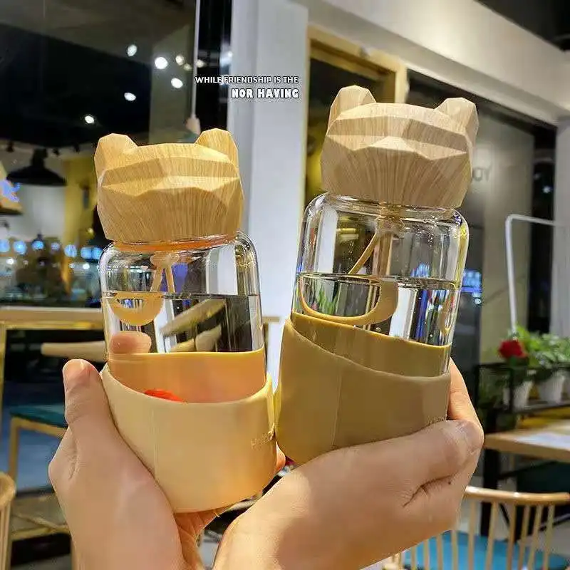

Portable Anti-scalding Glass Bottle Japanese-Style Bear Wood Grain Cup Lid With Silicone Rope Transparent Milk Cup Water Cup