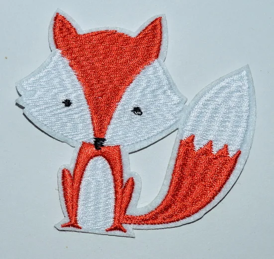 

1x orange fox wildlife embroidered applique iron on patch (≈ 8 * 7.5 cm)