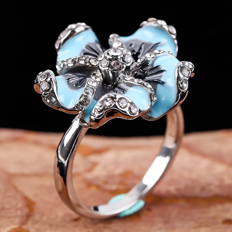 Элегантные обручальные кольца с синим кристаллом и эмалью в виде цветка для