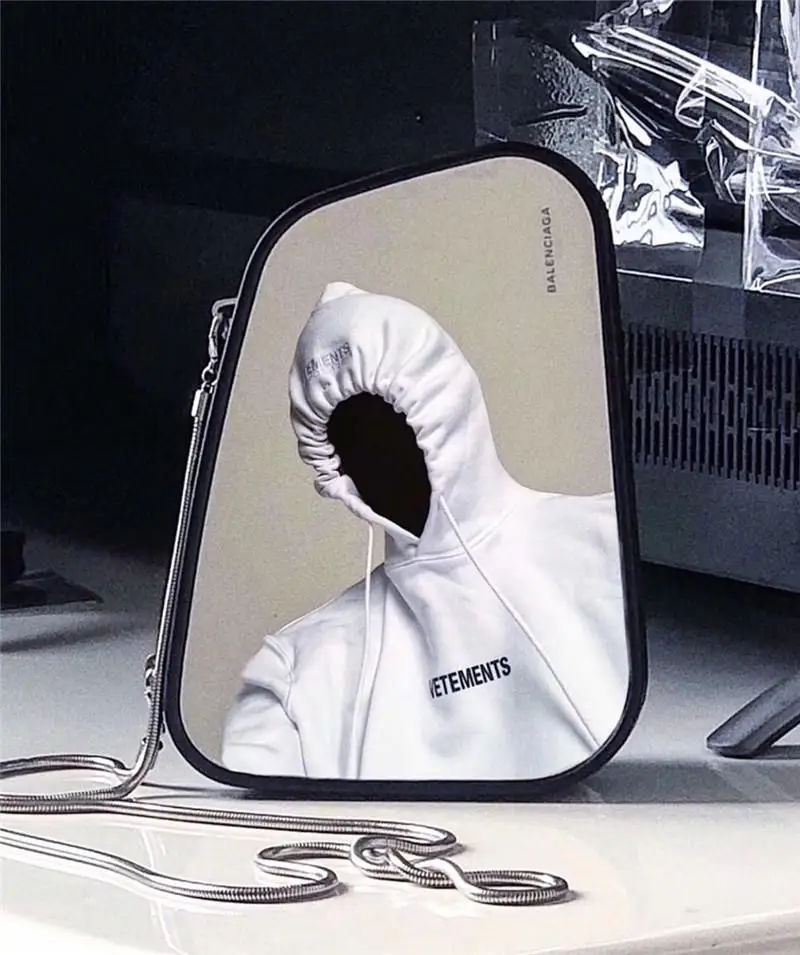 

Street Wear Vetements Hoodie Men Women 1:1 Embroidery Vetements Pullover Big Tag Hip Hop Fashion Vetement Sweatshirts