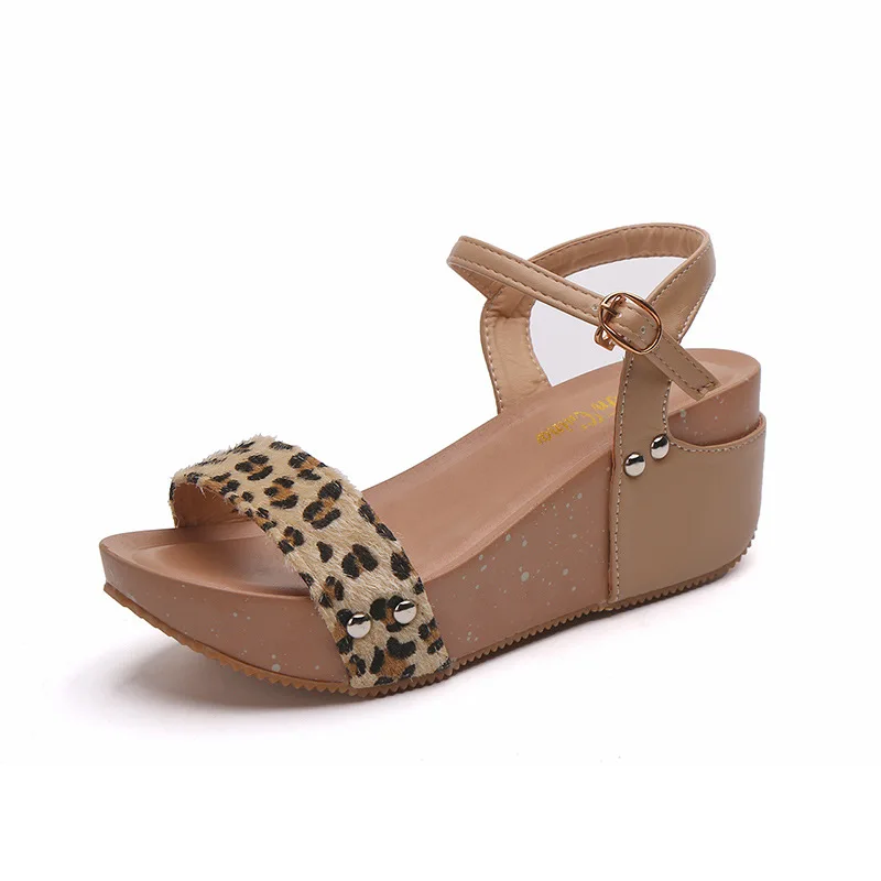 

Leopard Print Shoes Luxury Sandals Clogs Wedge Muffins shoe High Heels Suit Female Beige 2021 Women's Fashion Platform Flat High