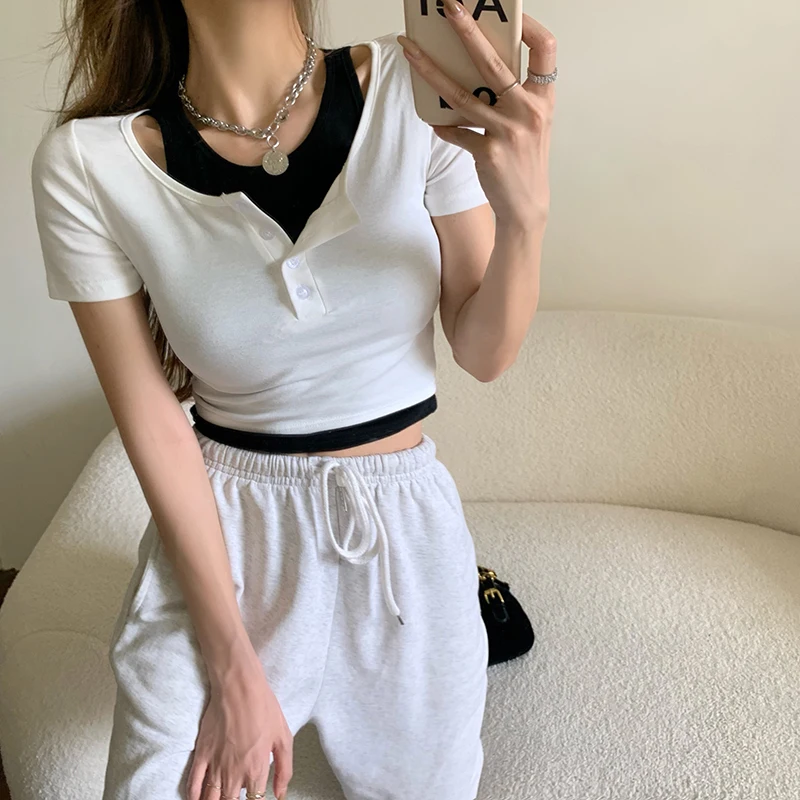 

Chic Fake Two Pieces Women's T-shirt 2021 Casual Short Sleeve Slim Ladies Tees Tops Fashion Patchwork Button Short Top