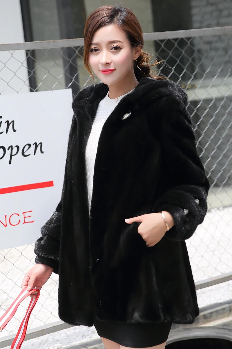 Imported mink coat women's whole mink long skirt skirt mink fur wave bit inverted fur hooded fur coat winter anti-season