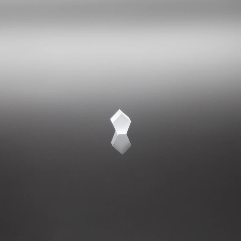 Маленький пентапризм правый угол лазерная рефракционная призма 90 градусов