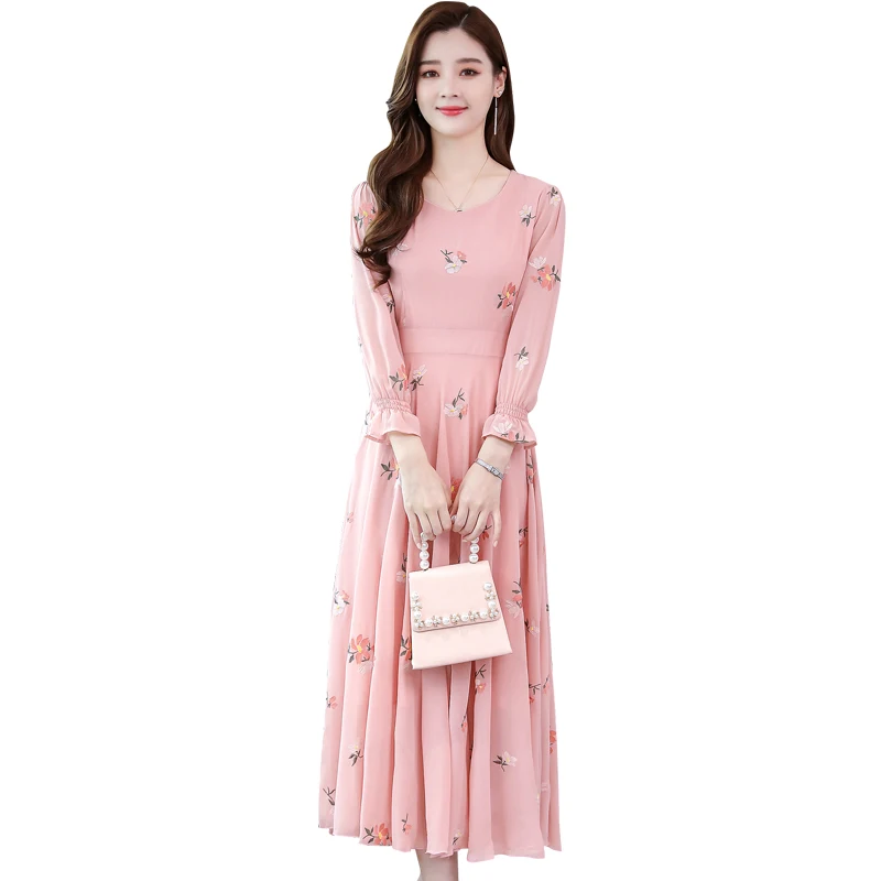 Женское платье с длинным рукавом и цветочной вышивкой милое длинное v-образным