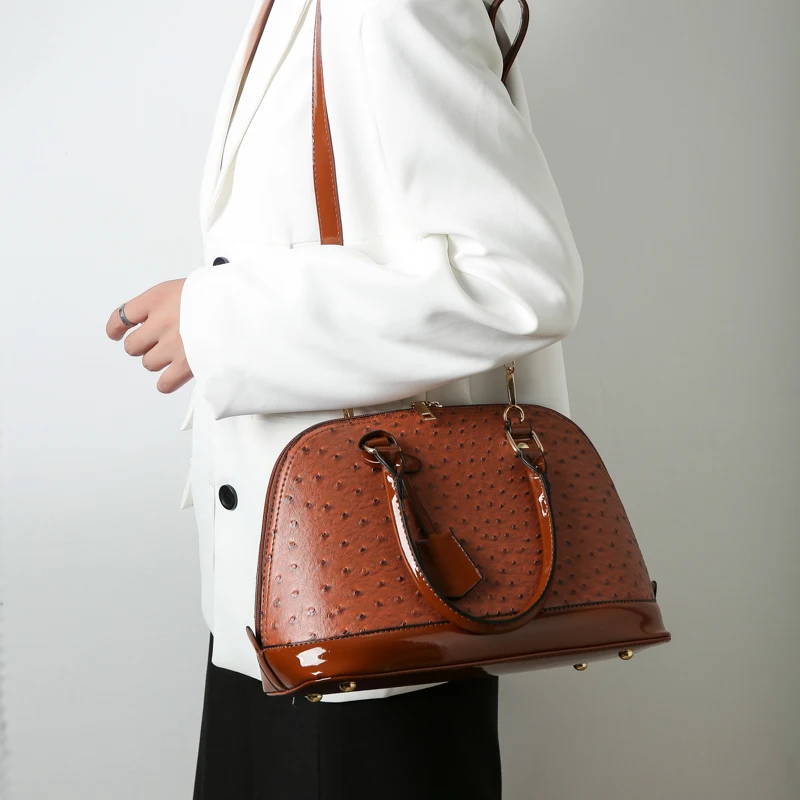 

2021 Fashion Tassel Shoulder Bags New Luxury Designer Handbag High Quality Leather Messenger Bags Solid Color Wallet Female Bag