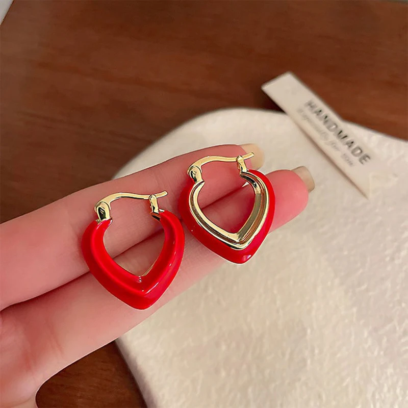 

Daily Red Hearts Girls Hoop Earrings Love Funny Bohemian Earrings Round Circle Hoop Earring Geometric Ear Rings Fashion Jewelry