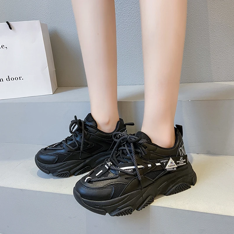 

Ins trendy dad shoes breathable 2021 autumn new leisure thick soled sports small white shoes women's Korean style