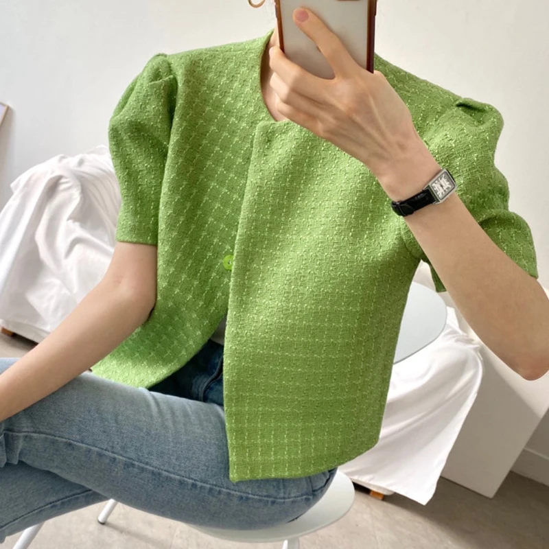 Женская куртка с пуговицами летняя Свободная зеленого цвета круглым воротником |