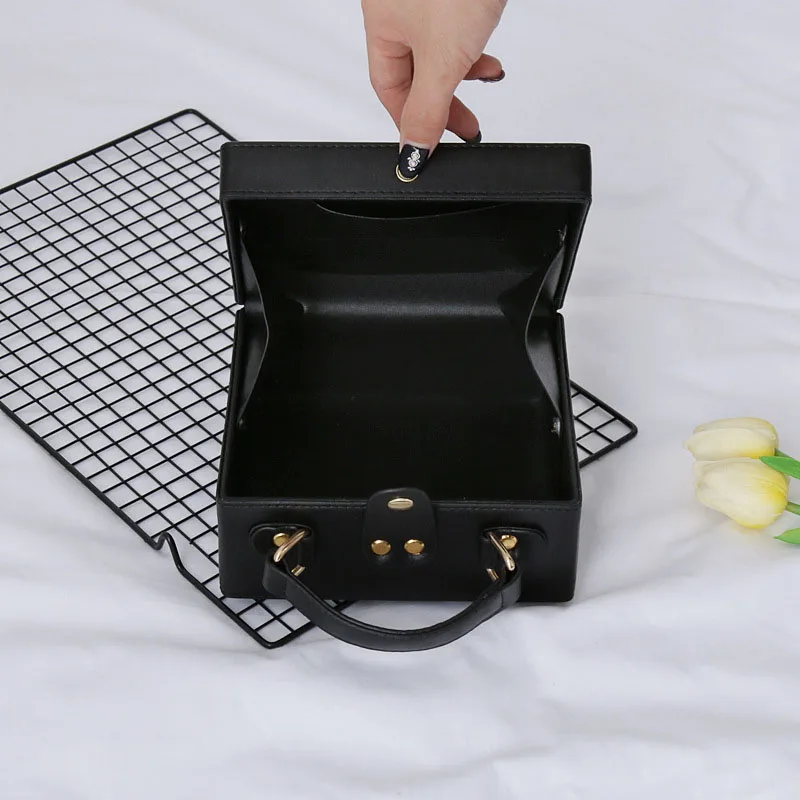WOBAG/Модная стильная сумка в виде коробки из искусственной кожи с заклепками, Женская квадратная сумка на плечо, женская сумка через плечо высокого качества