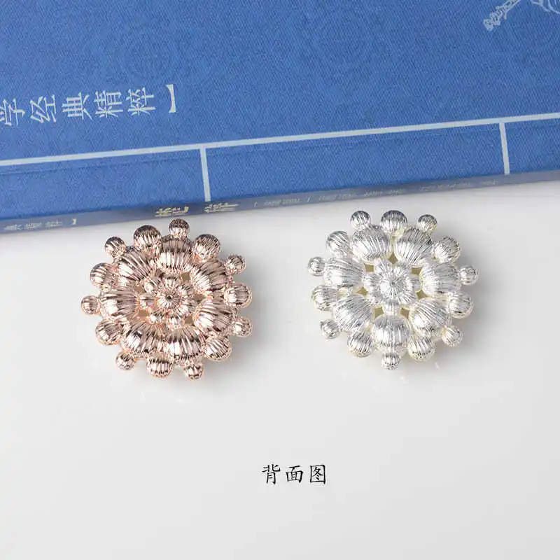 

Ivory Pearls Roses Flowers Embellishments For Cardmaking Scrapbooking DIY Flatbacks Cabochons Decorations