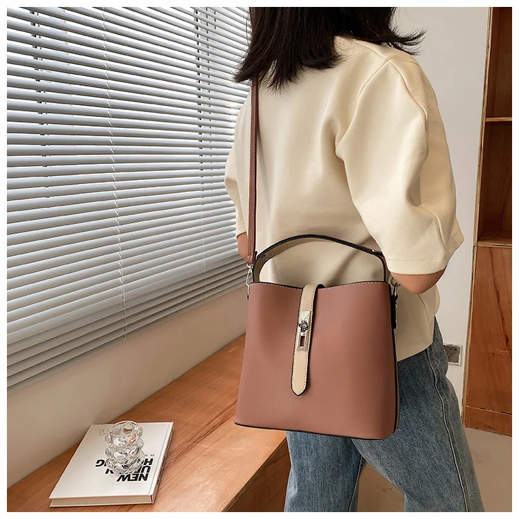 

Bags women 2021 winter new fashion women fashion broadband bucket bag cross-body bag women shoulder bag armpit bag