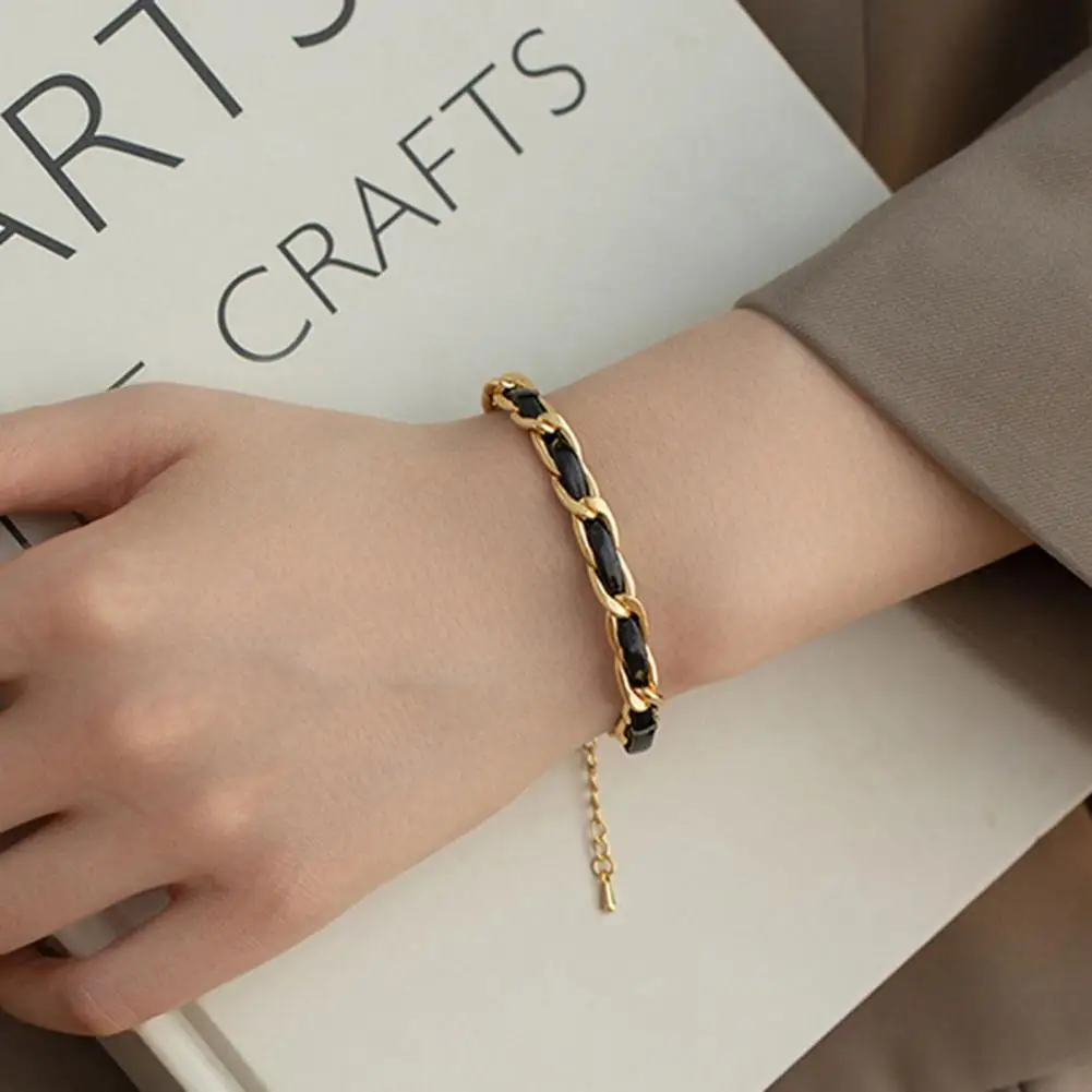 

Attractive Women Bracelet Elegant Adjustable Retro Metal Wrap Bracelets Faux Leather Women Braided Bracelet for Anniversary