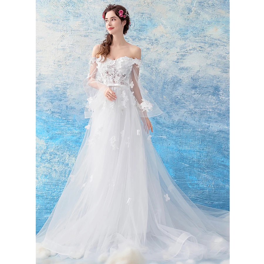 Женское длинное вечернее платье роскошное бальное с расширяющимся книзу рукавом