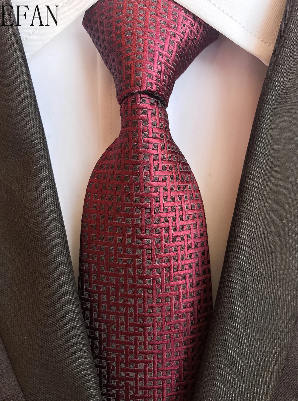 

Solide Striped Tupfen mnner Krawatte Rot Blau Gold Rosa Klassische Neck Krawatten Hohe Qualitt Freizeit Business Hochzeit 8cm