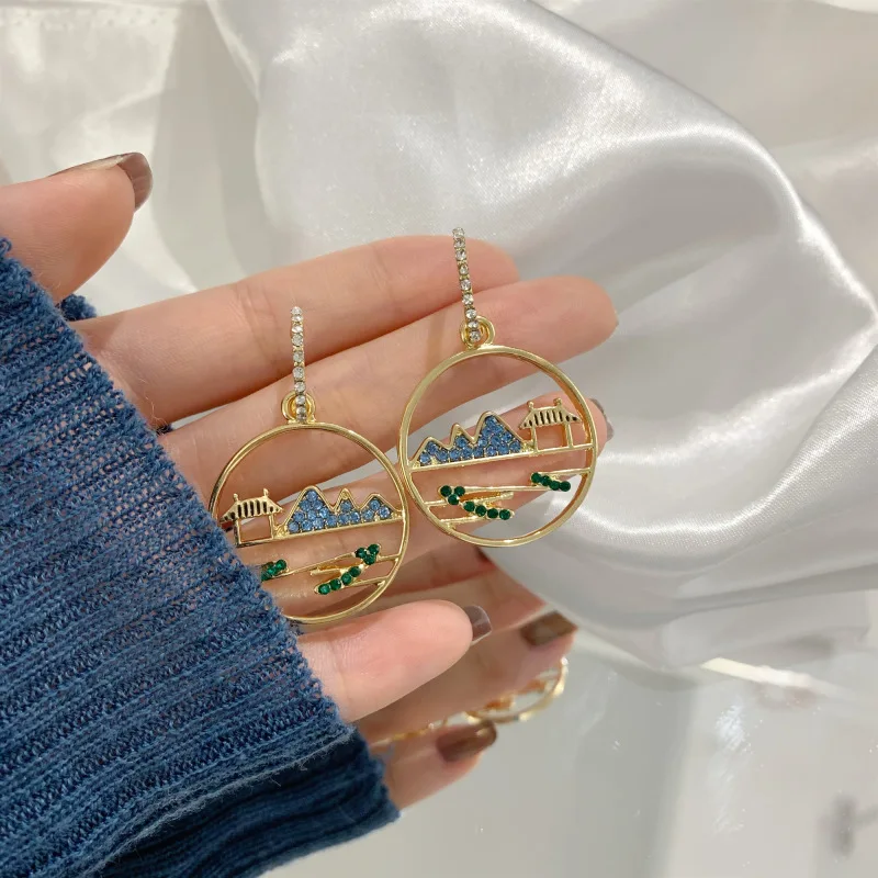 

2021 Новое поступление красочные стразы Металлические Круглые Женские Висячие серьги C-образные круглые геометрические висячие серьги милые...