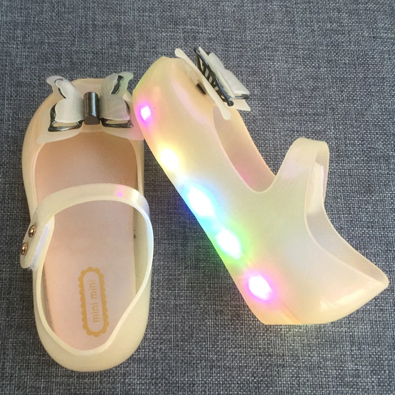 Новинка 2020 года Модные 4 цвета Светодиодная вспышка Детская обувь принцессы с