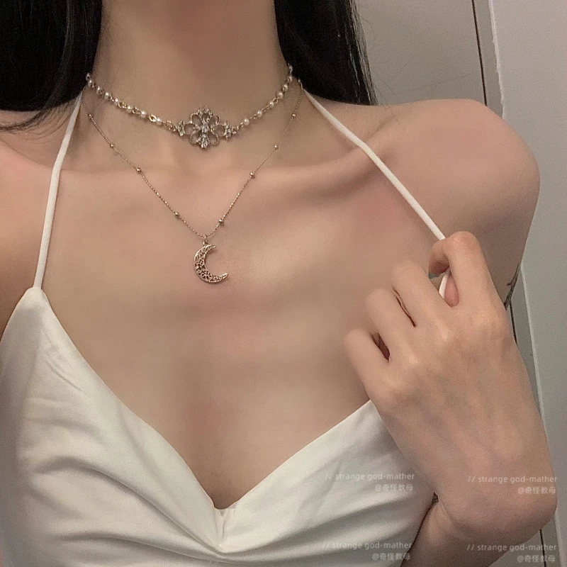 Двухслойное женское жемчужное ожерелье с цирконом в форме Луны сверкающее