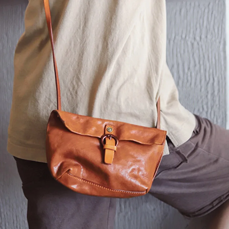 

Handmade retro first layer cowhide ladies shoulder bag literary forest leather retro ins female bag messenger bag