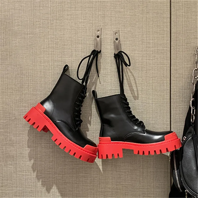 

Fashion Design Women Ankle Boots Thick Sole Short Booties Lace-up Platform Shoes Woman Military Boots Rubber Autumn Botas Mujer