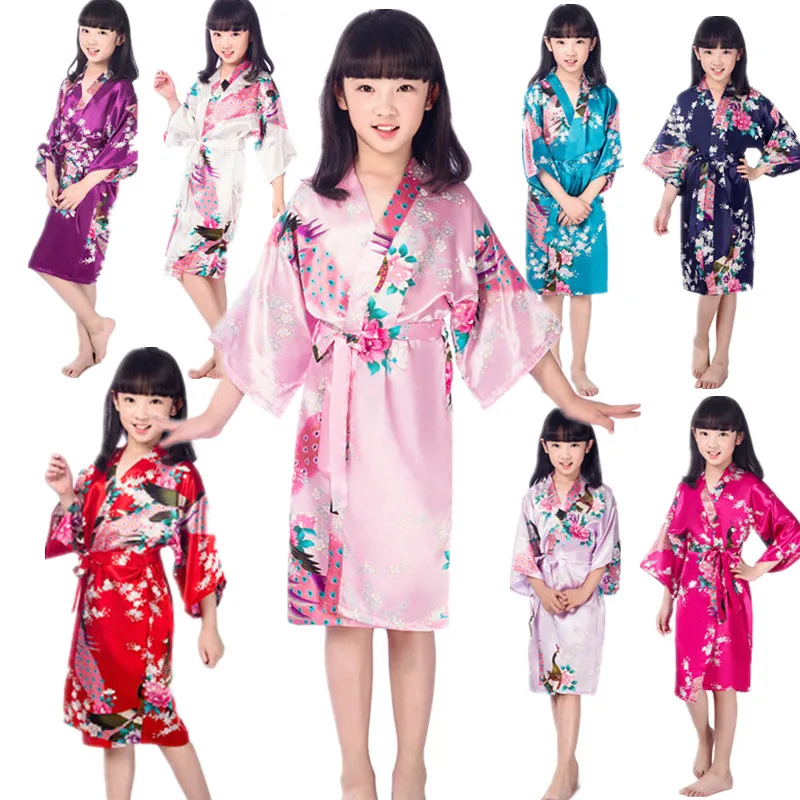 

Оптовая продажа, Детские Банные халаты, детская одежда для сна, атласное шелковое кимоно для девочек, халат с павлиньими цветами для спа, сва...