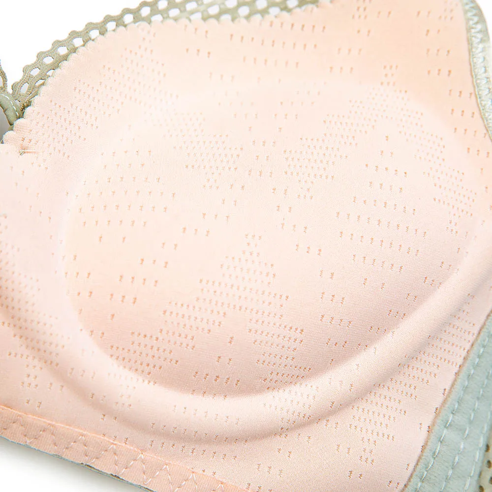 New Fashion Push Up Bra For Women Smooth Lingerie Wireless Underwear Breathable Padded Brassiere Small Cup A B Size 30-38 Tops