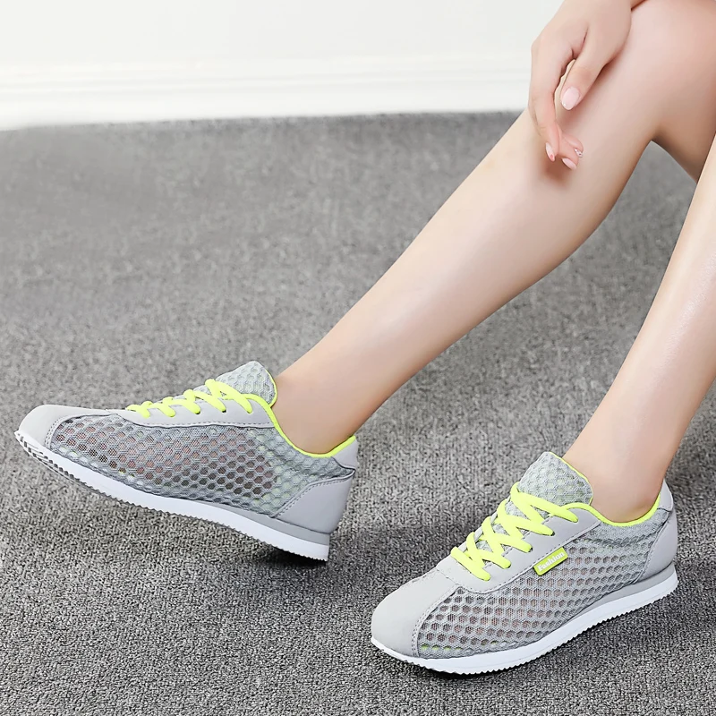Женские теннисные туфли 2020 женские летние дышащие кроссовки из сетчатого