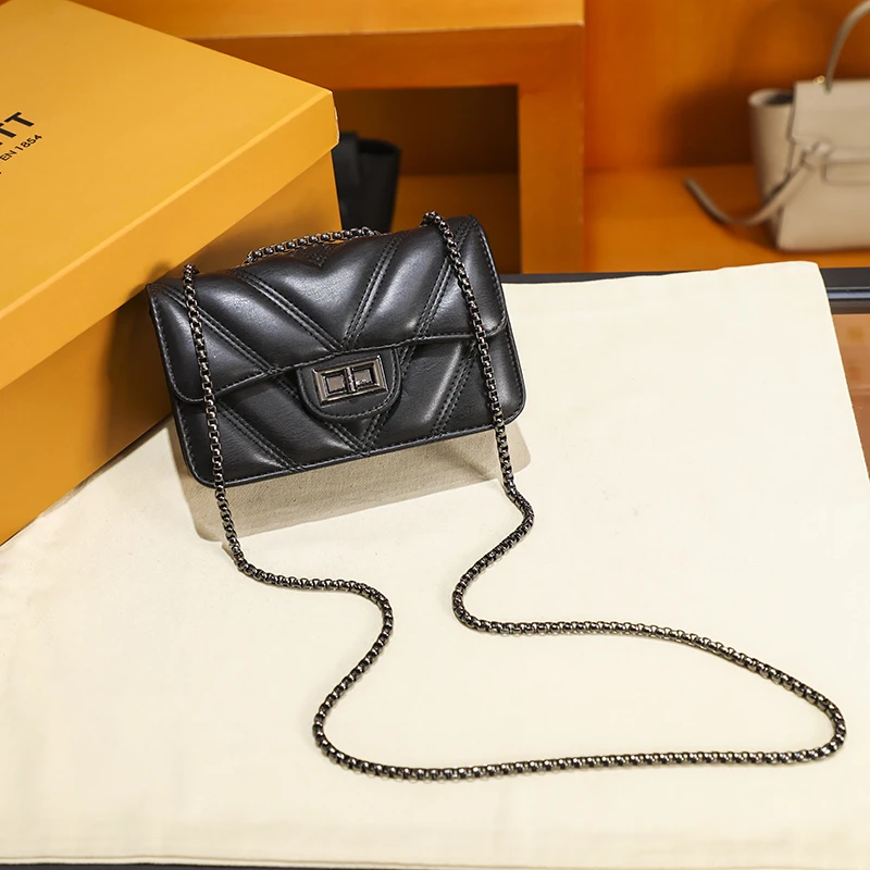 

New Woman Fashion Shoulder Bag High Quality PU Chain Messenger Bag Underarm Bag Luxury Brand Bag Handbag Handbag Trend In 2021