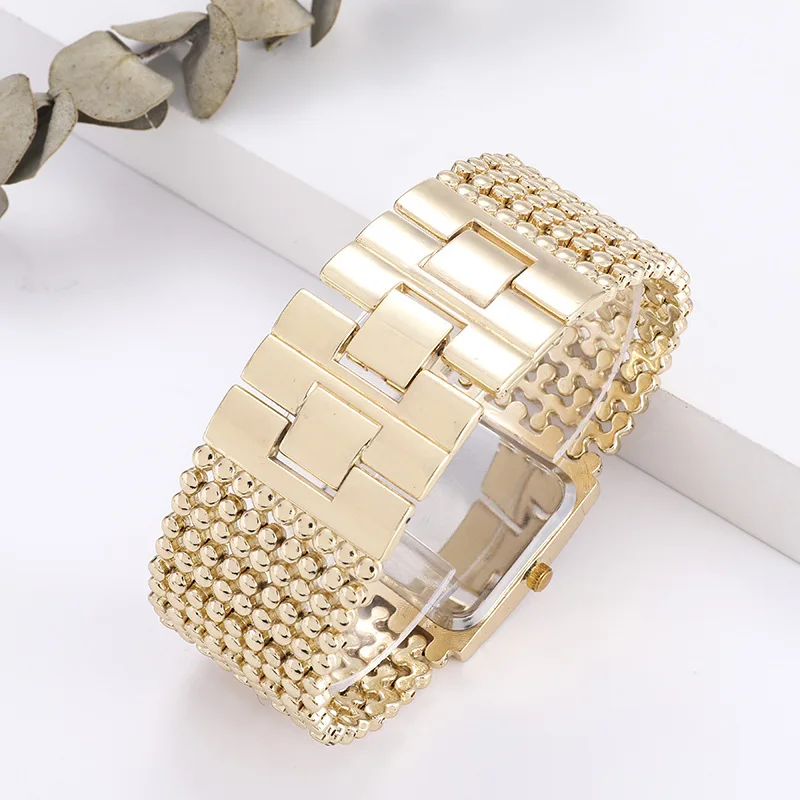

Luxury women's steel band bracelet watch letter G inlaid diamond bracelet watch square steel band fashion quartz crystals
